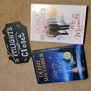 Debbie Macomber Set of 2 Christmas Novels Starry Night Mr Miracle